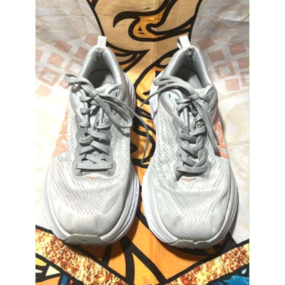 HOKA Bondi 8 Women’s Size 7B Gray & Peach Running Shoes